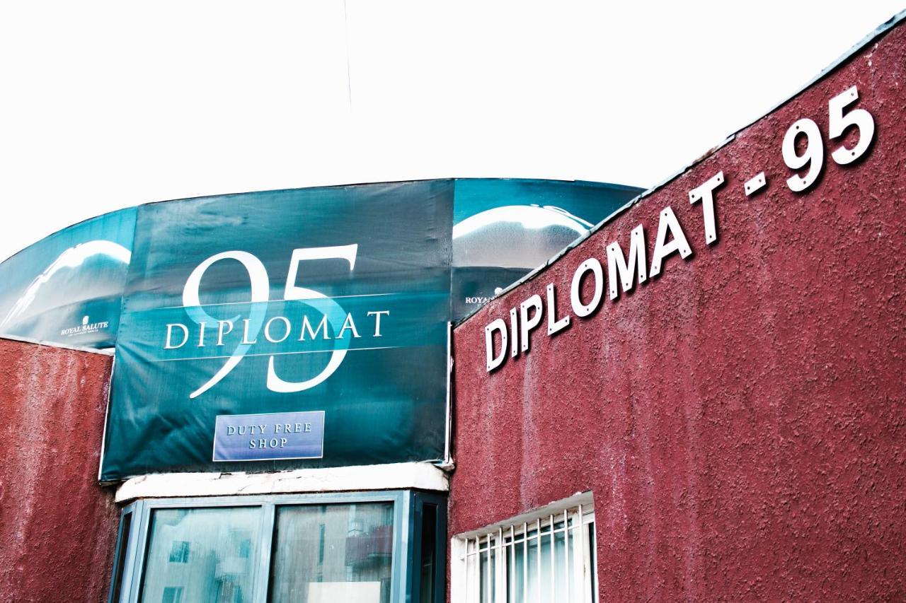 Diplomat Noble Hotel Ułan Bator Zewnętrze zdjęcie